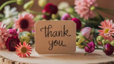 Правильные способы поблагодарить тех, кто вам помог