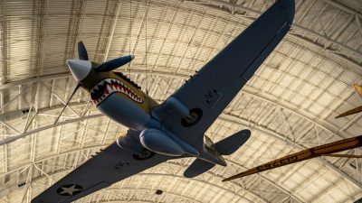 Как американский ас и первая леди Китая создали «Летающих тигров»