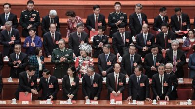 Анализ: Масштабные чистки в Китае — это борьба за власть перед «двумя сессиями»