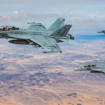 Битва за открытие Ормузского пролива началась с авиаударов истребителей и «Апачей»