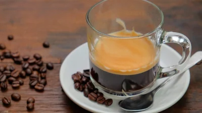 Кофе-терапия: кофеин снижает риск развития деменции