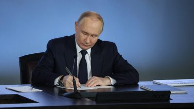 Путин на расширенном заседании коллегии МВД России