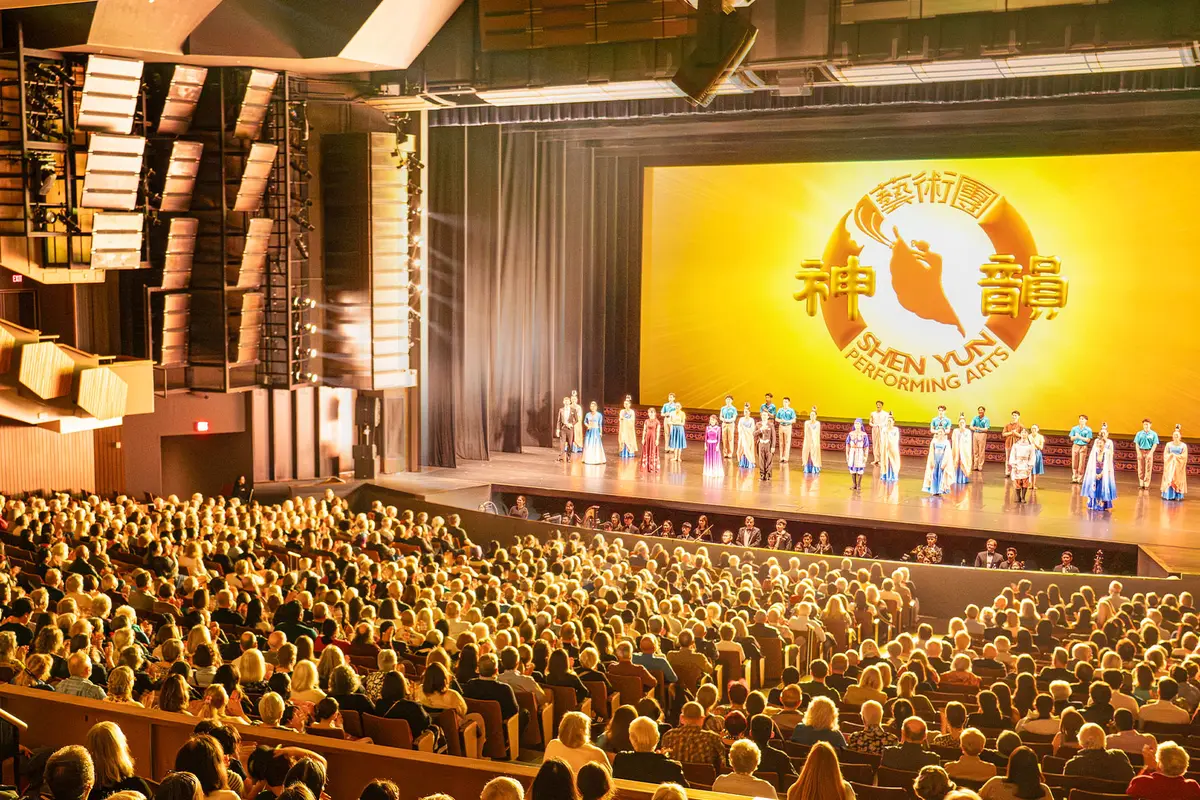 Shen Yun провёл 5 успешных выступлений в Ванкувере, несмотря на угрозу о заложенной бомбе
