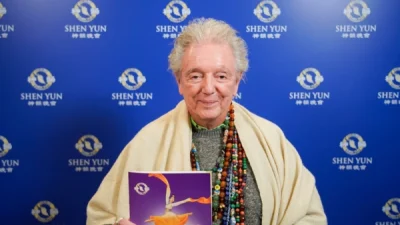 Пепе Сибриан посетил Shen Yun в Оперном театре в Буэнос-Айресе, Аргентина, 10 апреля 2026 года.
