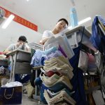 Смерть известного блогера вызвала споры о связи образования и безработицы в Китае