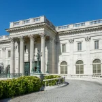 Мраморный дом для жены: величие позолоченного века