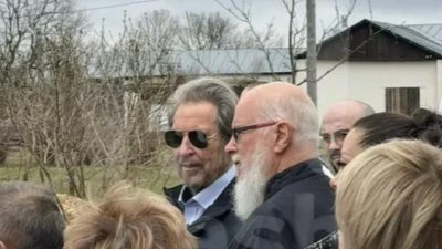 Визит отца Илона Маска к фермерам