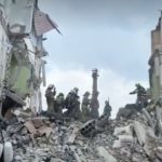 Разбор завалов в Старобельске и версии обеих сторон (видео)