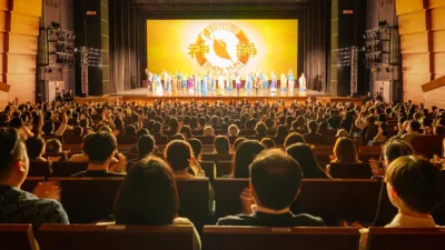 Прощальный концерт Shen Yun Performing Arts в Токийском международном форуме 13 мая 2026 года.