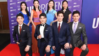 Артисты Shen Yun на премьере документального фильма «Несломленный: Нерассказанная история Shen Yun» в Лос-Анджелесе, 17 июня 2026 года.
