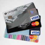 Карты Visa и Mastercard начали выводиться из оборота в РФ