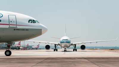 В Сочи приземлился первый борт из Омана