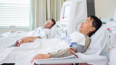 Увеличивается число молодых людей, нуждающихся в диализе.