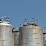 «Ситуация сложная»: Орский НПЗ восстановят минимум через полгода после атаки БПЛА