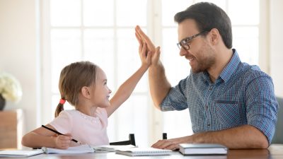 Истинный успех редко является результатом простой случайности или академического давления
