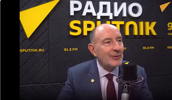 Пьер де Голль заявил, что хотел бы получить российское гражданство, но окончательное решение остаётся за президентом России Владимиром Путиным.