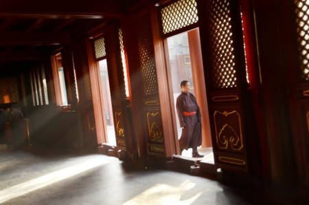 Руководство компартии Китая волнуется: чиновники ударились в религию