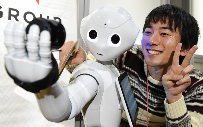 В томских школах появится робот-учитель