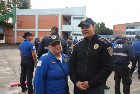 Мексиканская полиция намеревается использовать медитацию для борьбы с насилием в школах