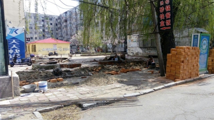 Как ухудшилась обстановка с эпидемией в городе Цзямусы, рассказали жители