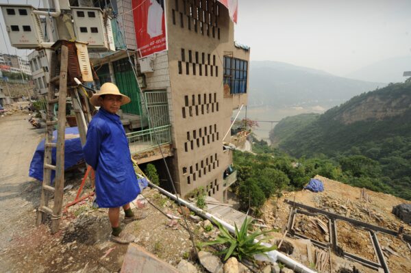 Разрушительные наводнения заставили китайцев задуматься о прочности своей крупнейшей плотины