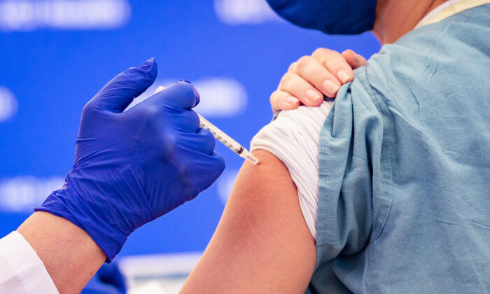 После смерти 23 человек Норвегия предостерегает от вакцинации людей со слабым здоровьем