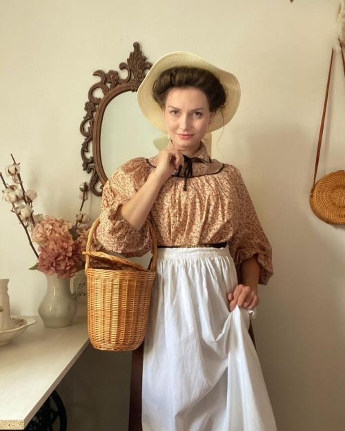 Одежда XIX века для учителя танцев из Украины стала повседневной