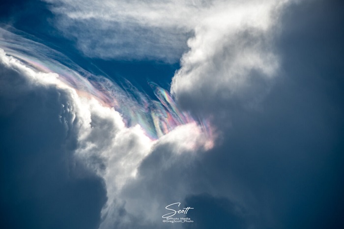 Мыс Канаверал: цветовая игра облаков перед штормом