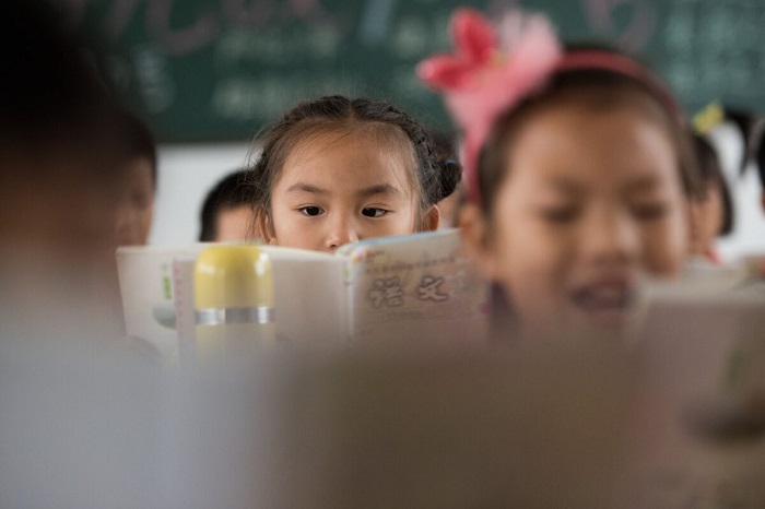 КПК стремится внушить школьникам «мысли Си Цзиньпина»
